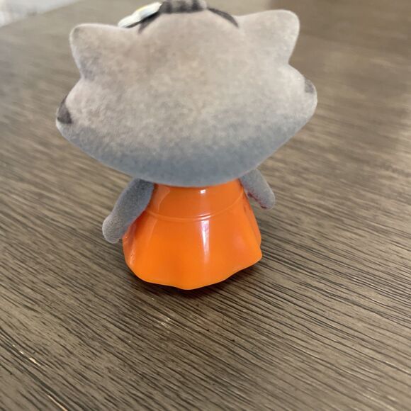 Li'l Woodzeez Bobbleez Riley Raccoon Bobblehead 2.25 in - Picture 2 of 5